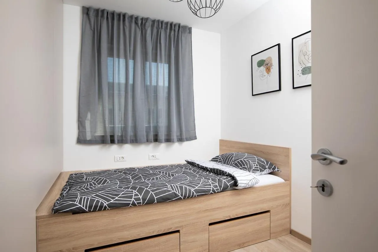 Meraviglia Residence Pula 0*,